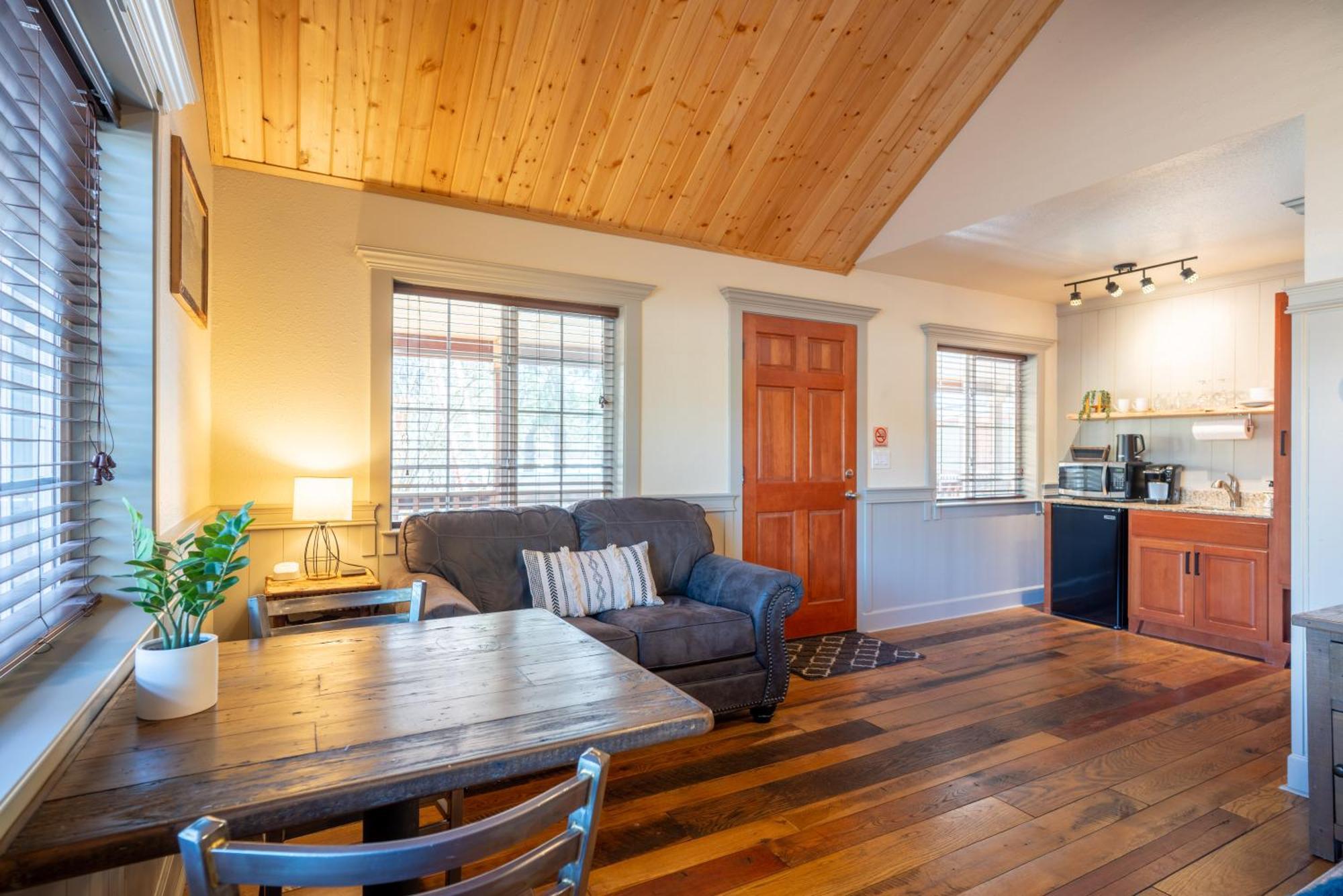 Shasta View Lodge McCloud 외부 사진